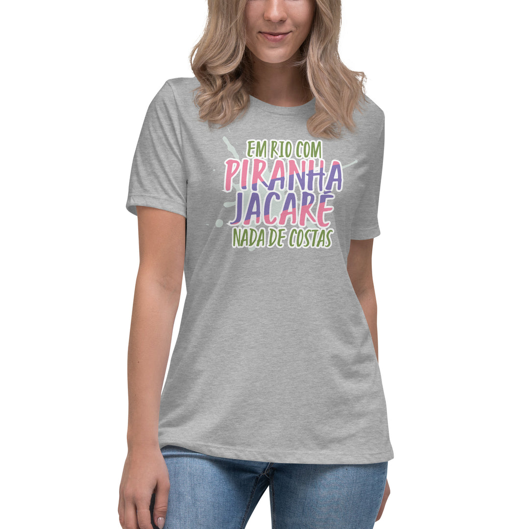 Em rio com piranha jacaré nada de costas Women's Relaxed T-Shirt